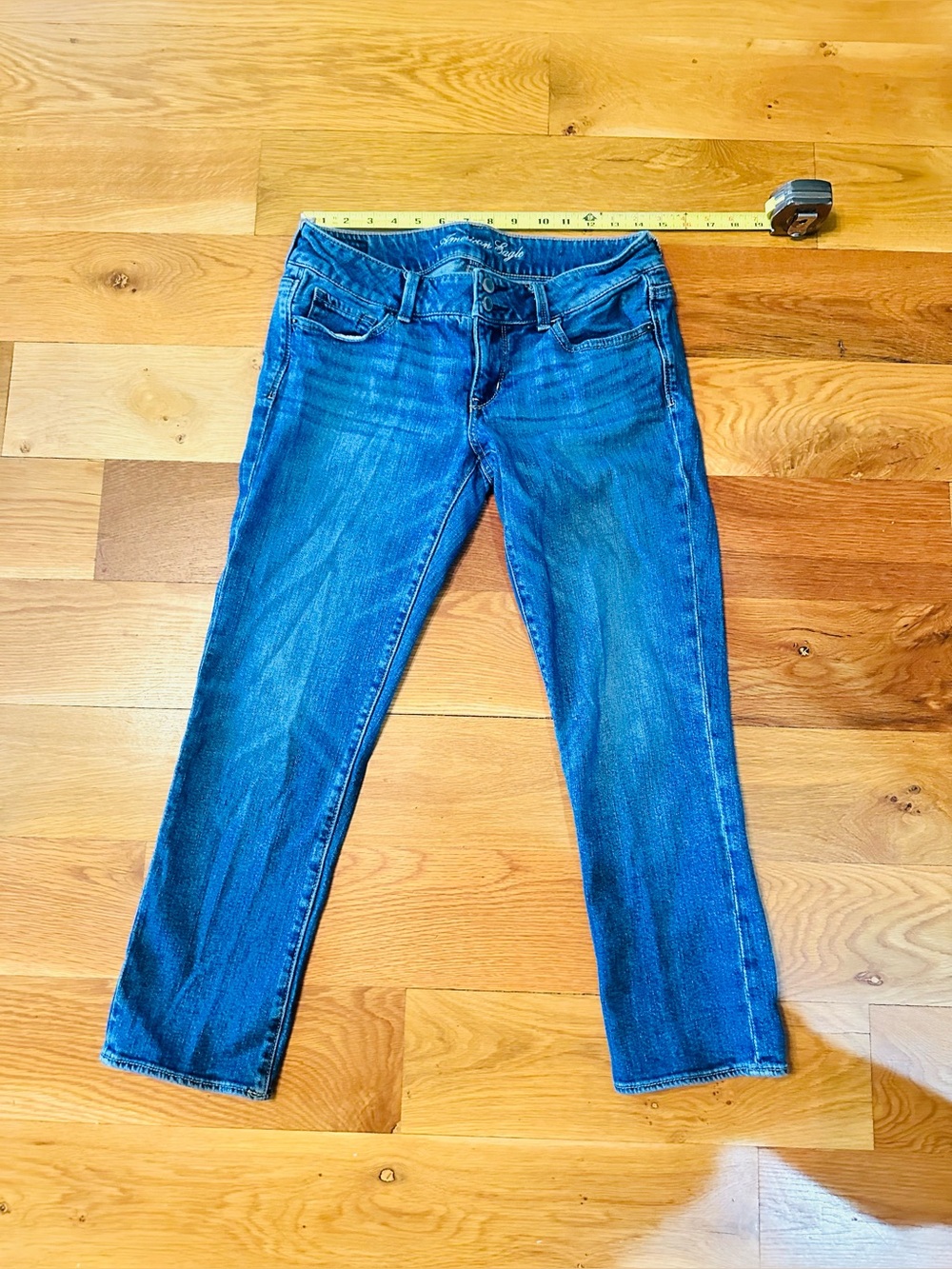 American Eagle Women's Blue Straight Leg Jeans Size 6R